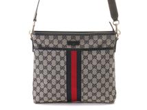 GUCCI　グッチ　シェリーライン　ＧＧショルダーバッグ　ベージュ　ネイビー　キャンバス　2143600377160【208】