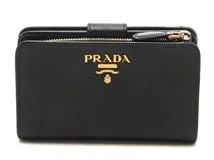 PRADA プラダ 二つ折財布 サフィアーノ 1ML225 ブラック【433