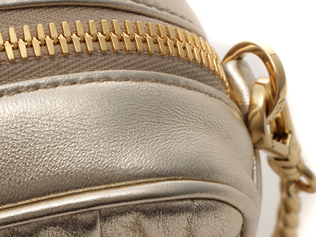 PRADA プラダ ショルダーバッグ ナッパゴーフル ミニチェーン