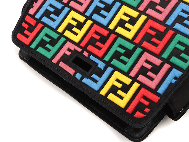 超美品　FENDI　フェンディ　マルチカラー　ピーカブー　ディフェンダー FENDI フェンディ ピーカブー ディフェンダー 7AR717 キャンバス