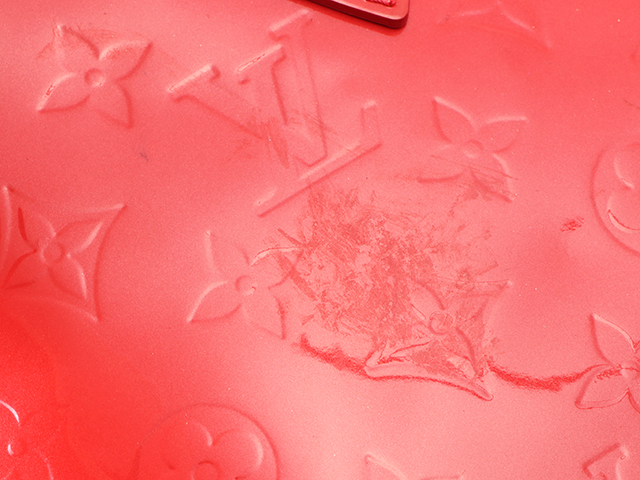 LOUIS VUITTON ルイ・ヴィトン モノグラムヴェルニ ウィルシャーPM