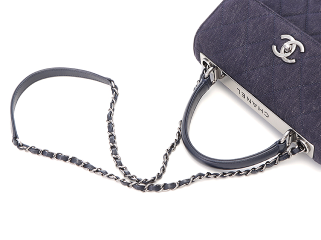 CHANEL シャネル マトラッセ トップハンドルフラップバッグ