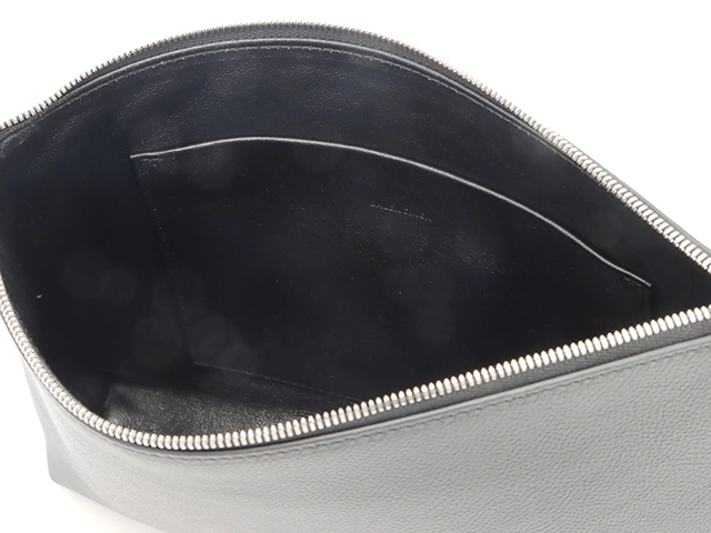 BALENCIAGA　バレンシアガ　エブリディ　クラッチバッグ　ブラック　レザー【433】2143700197569