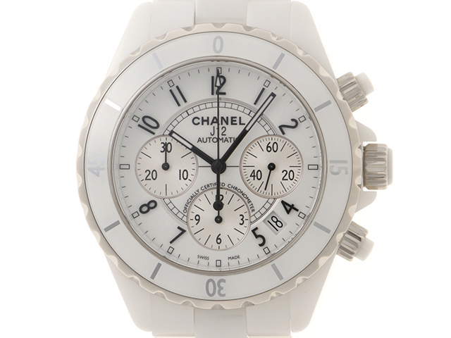 CHANEL ホワイト時計ケース ボックス付き 2143700199990_01_PUjIJXa.jpg