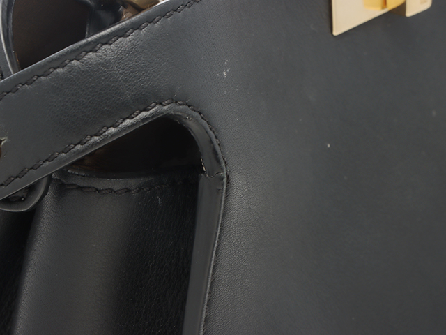 m*o様 フェンディ ピーカブー エッセンシャリー 8BN302 ブラック FENDI フェンディ ピーカブー エッセンシャリー ブラック/GP