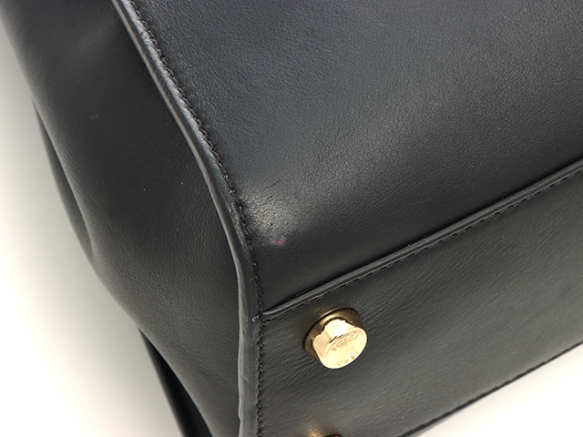 FENDI フェンディ ピーカブー エッセンシャリー ブラック/GP