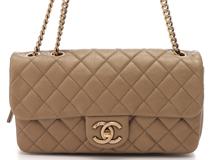 CHANEL　シャネル　CCクラウン　チェーンショルダー　ゴールド　GP金具　レザー　17番台【433】2143700201747