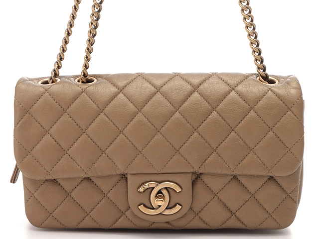 CHANEL　シャネル　CCクラウン　チェーンショルダー　ゴールド　GP金具　レザー　17番台【433】2143700201747
