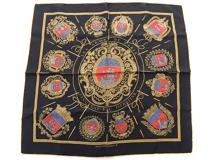 HERMES 　エルメス　カレ40 LES ARMES DE PARIS ブラック/ゴールド　シルク【430】2143800186227