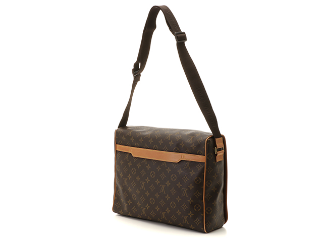 Louis Vuitton アベス モノグラム メッセンジャー バッグ フラップ Louis Vuitton アベス モノグラム メッセンジャー バッグ フラップ