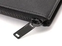 SAINT LAURENT　サンローラン　クラッチバッグ　453249　ブラック　レザー【433】2144000204223