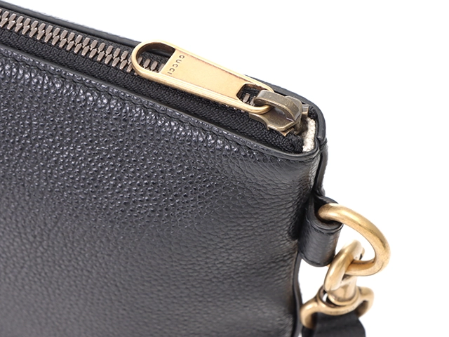 GUCCI　グッチ　ロゴプリント　クラッチバッグ　ブラック　レザー　572770　【436】　2144000230680