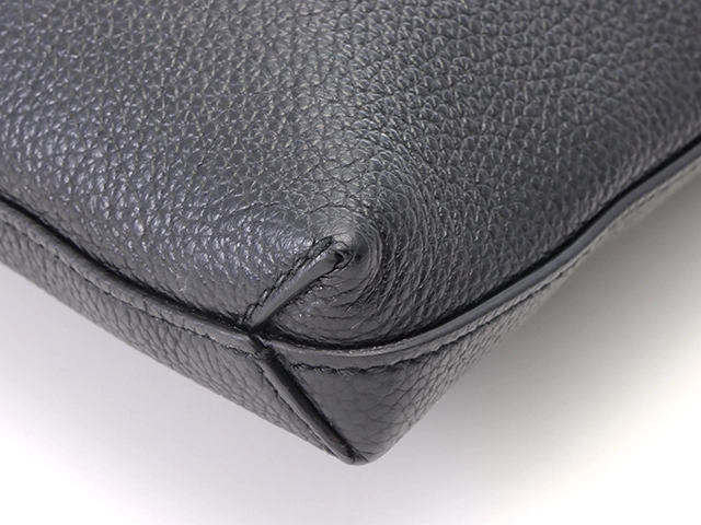 GUCCI　グッチ　ロゴプリント　クラッチバッグ　ブラック　レザー　572770　【436】　2144000230680