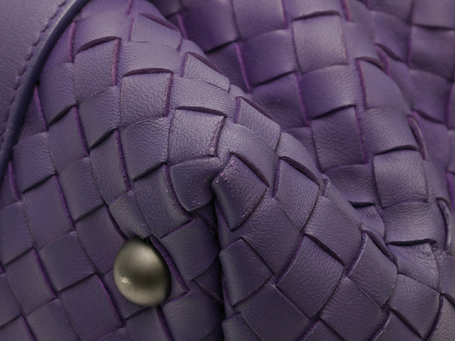 BOTTEGA VENETA ボッテガヴェネタ イントレチャート