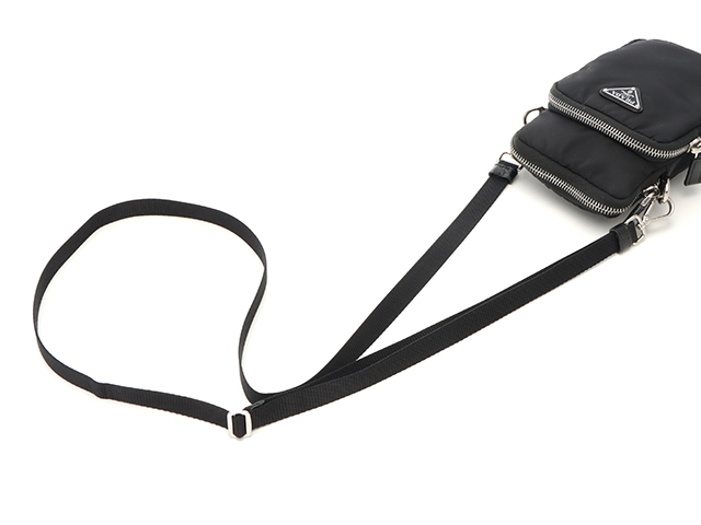 PRADA プラダ Re-Nylon スマートフォンケース ブラック ナイロン PRADA プラダ Re-Nylon スマートフォンケース ブラック ナイロン