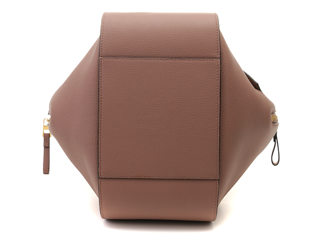LOEWE ロエベ ハンモックスモールバッグ A538S35X18 ピンク LOEWE ロエベ ハンモックスモールバッグ A538S35X18 ピンク
