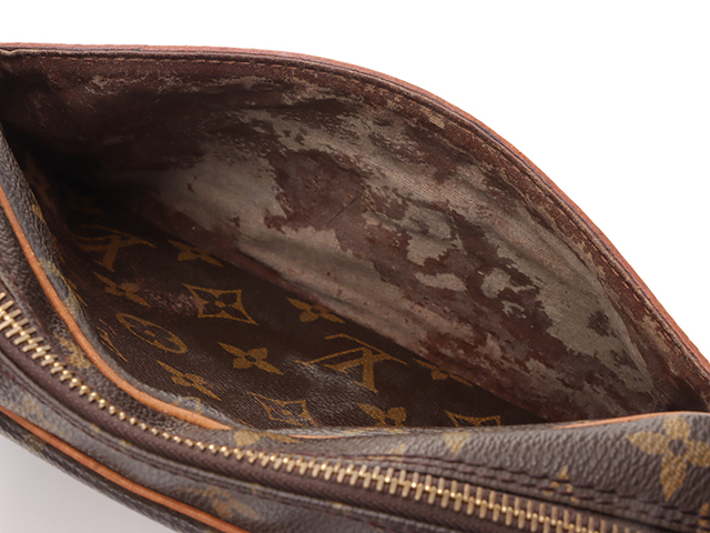 LOUIS VUITTON ルイ・ヴィトン コンピエーニュ23 セカンドバッグ