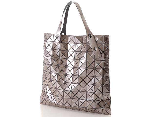 ネット限定】ISSEY MIYAKE イッセイミヤケ バオバオトートバッグ BB81