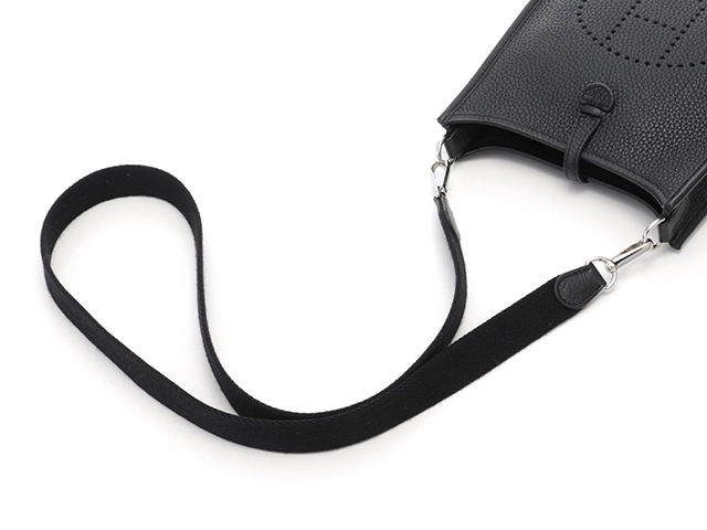 HERMES エルメス　ショルダーバッグ エヴリンTPM ブラック　トリヨンクレマンス Y刻印 2146000384349【430】