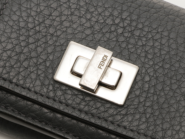FENDI フェンディ ピーカブー コンパクトウォレット グレー