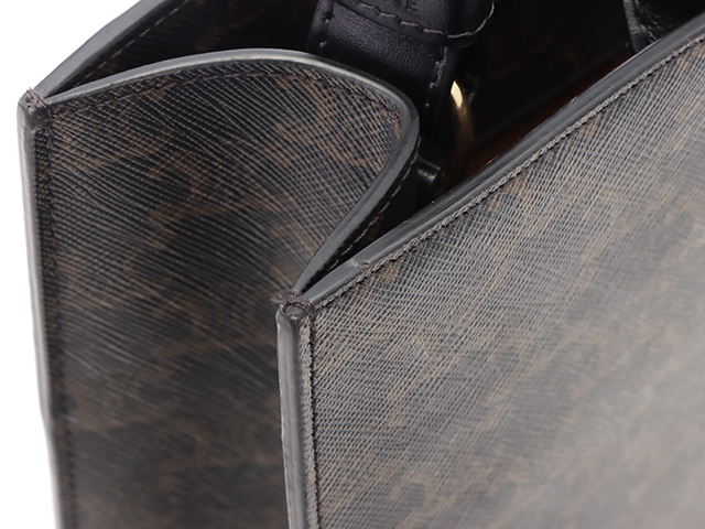 CELINE セリーヌ トリオンフ バーティカルカバミディアム ブラック/ブラウン PVC 194432CIM.38NO【430】2146000403514