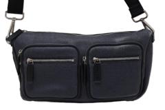 サルヴァトーレフェラガモ ショルダー サコッシュ レザー ブラック e400 サルヴァトーレフェラガモ ショルダー サコッシュ レザー ブラック