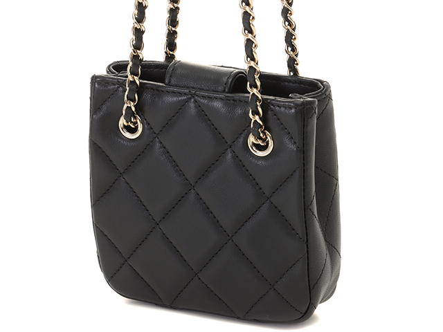 CHANEL シャネル マトラッセ ミニポシェットチェーンショルダー
