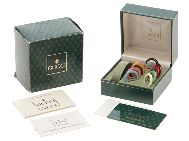 GUCCI グッチ チェンジベゼルウォッチ 11/12.2 GP プラスチック ホワイト文字盤 マルチカラー クォーツ 【460】2146000415159