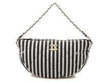 CHANEL　シャネル　ココビーチ　ラージホーボーバッグ　AS4698　ブラック/ホワイト　ゴールド金具　ファブ【432】2146000417351