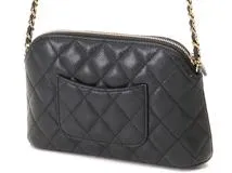 CHANEL シャネル マトラッセ チェーンショルダー AP4016