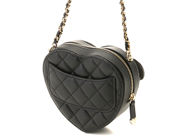 CHANEL シャネル マトラッセ ハートチェーンショルダーバッグ ブラック