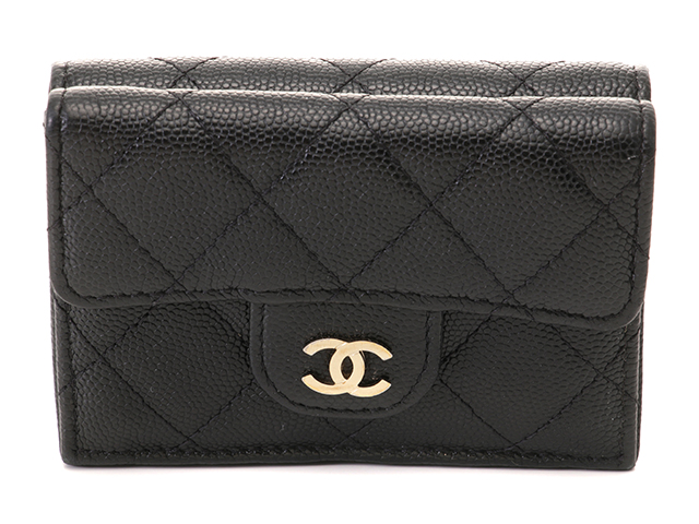 【日常に贅沢を】CHANEL CCロゴ スモール フラップ ウォレット お札も入るのにコンパクト♪】CHANEL フラップウォレット 財布