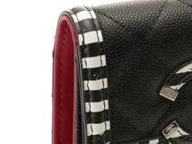 CHANEL　シャネル　CCフィリグリー　コンパクトウォレット　ブラック/ホワイト/SV キャビア　【471】IK