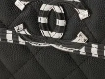 CHANEL　シャネル　CCフィリグリー　コンパクトウォレット　ブラック/ホワイト/SV キャビア　【471】IK