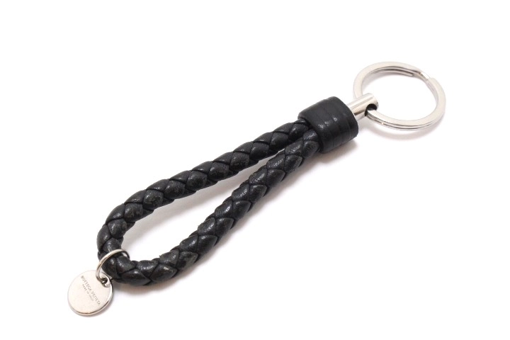 BOTTEGA VENETA キーホルダー ブラック シルバー BOTTEGA VENETA ボッテガ・ヴェネタ イントレチャート