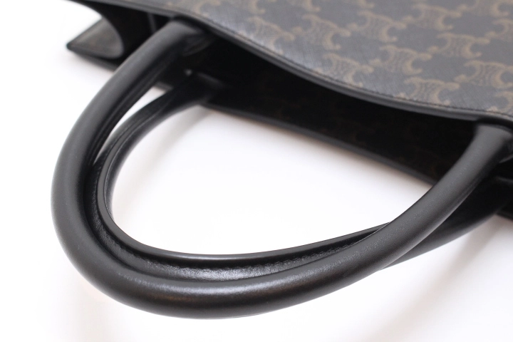 CELINE セリーヌ トリオンフ バーティカルカバ ミディアム トートバッグ 2way 194432CIM.38NO ブラック/ブラウン 【460】2146000429262