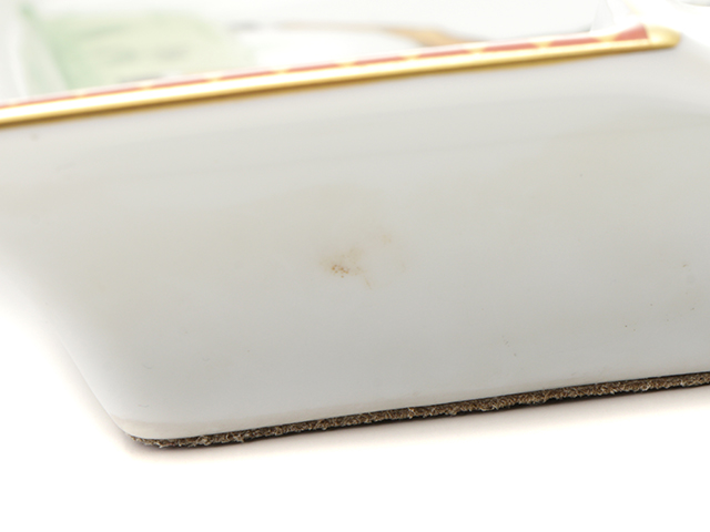 HERMES エルメス 灰皿 馬モチーフ 陶器素材 ホワイトカラー 箱付き