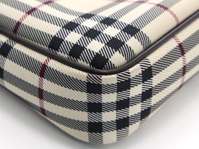 BURBERRY バーバリー ショルダーバッグ ノバチェック ベージュ BURBERRY バーバリー ショルダーバッグ ノバチェック ベージュ