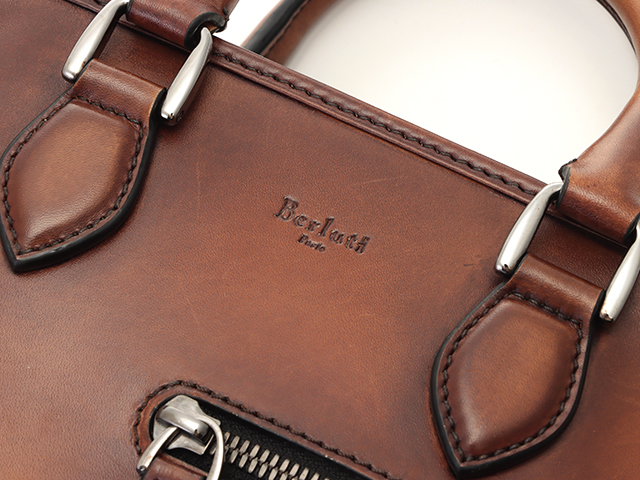 Berluti ベルルッティ アンジュール・ガリバー 2WAYショルダー Berluti ベルルッティ アンジュール・ガリバー 2WAYショルダー