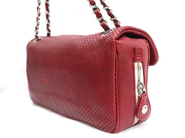 CHANEL シャネル パンチング チェーンショルダーバッグ レッド SV