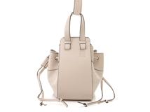 LOEWE　ロエベ　ハンモック　ドローストリングバッグ　スモール　ライトオート　カーフ　314.39.Z95　2147100407143　【437】