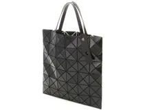 ネット限定】 ISSEY MIYAKE イッセイミヤケ バオバオ ルーセントトート BB01-AG053-15 ビニール ブラック 【888】  2147100410570 K の購入なら「質」の大黒屋（公式）