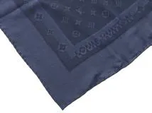 LOUIS VUITTON ルイ・ヴィトン スカーフ カレ90・クロワゼット シルク