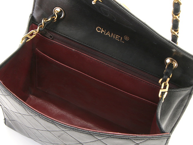 はな様♡CHANEL ラムスキン デカココ　マトラッセ 斜めがけ CHANEL シャネル デカココ プッシュロック マトラッセ チェーン
