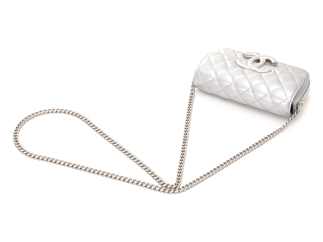 CHANEL シャネル マトラッセ フォンケース チェーンショルダー
