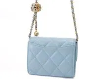 CHANEL ショルダーバッグ ライトブルー CHANEL シャネル マトラッセ ショルダーバッグ チェーンコインケース
