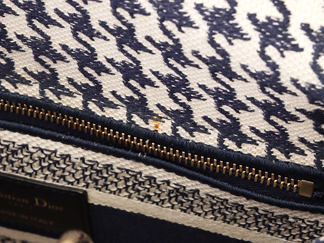 Dior ディオール 千鳥柄 レディーディオール ミディアム ハンドバッグ H0565BZAF M808 ネイビー GP ゴールド金具 2147100503951【471】