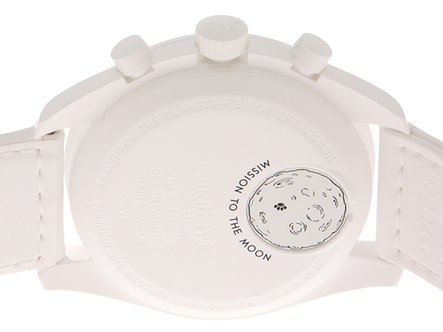 新品同様 オメガ スウォッチ 時計 S033W700 スヌーピー バイオ  