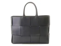BOTTEGA VENETA ボッテガヴェネタ マキシイントレチャート アルコ 