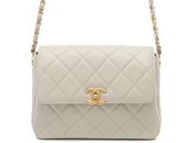 CHANEL　シャネル　マトラッセ　チェーンショルダー　AS4906　アイボリー/GP　キャビアスキン　2147100551235【434】